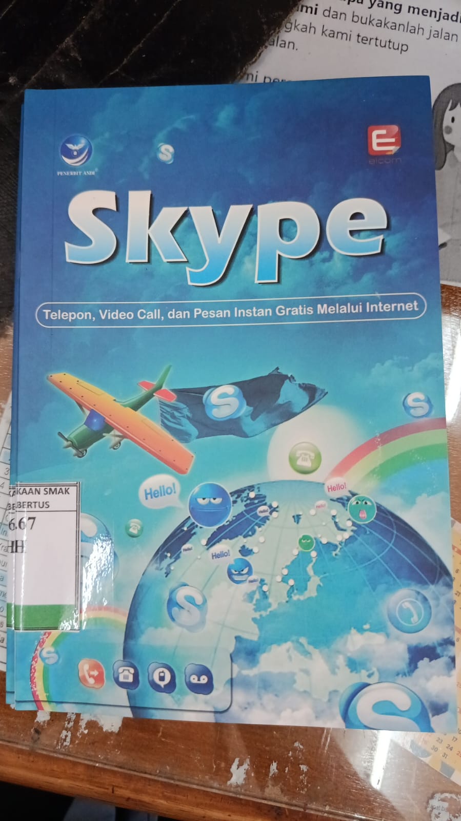 Skype, Telepon, Video Call, Dan Pesan Instan Gratis Melalui Internet